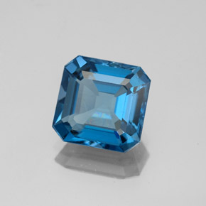 2.70 ct Blue Topaz Stone, Natural Topaz in Octagon Facet Shape for Sale