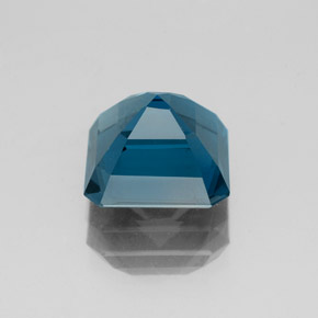 Topaz Gemstone in 8.2 x 8.2 mm Size for Sale, Topaz Stone in London Blue Color