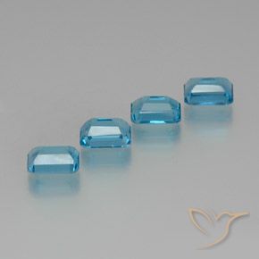 Topaz Gemstones in 8 x 6 mm (calibrated) Size for Sale, Topaz Stones in Swiss Blue Color