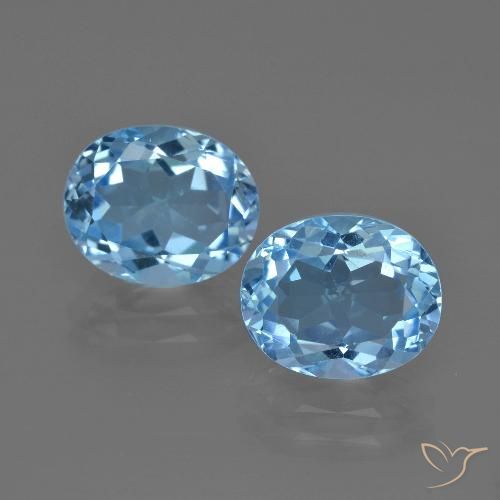 6.57 ct Loose Swiss Blue Topaz, 10.1 x 8.3 mm Oval Cut From Brazil, Photo A