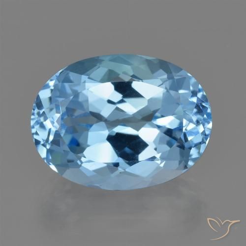 23.15 ct Blue Topaz Gemstone, Topaz Gem in Oval Facet Shape for Sale.