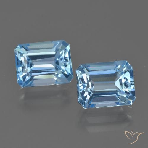 6.26 ct Loose Swiss Blue Topaz, 8.9 x 7 mm Octagon Cut From Brazil, Photo A