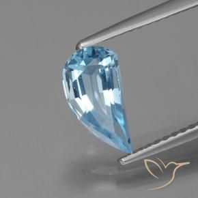 1.50 ct Blue Topaz Stone, Natural Topaz in Half Heart Facet Shape for Sale