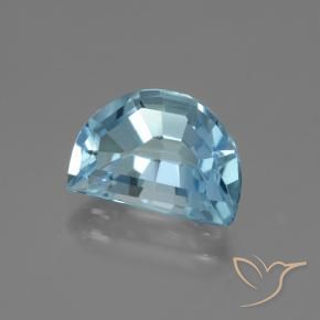 4.94 ct Blue Topaz Stone, Natural Topaz in Half Moon Faceted Shape for Sale