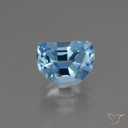 2.4ct Half Moon Facet-Cut Swiss Blue Topaz Gem for sale 2.4ct Half Moon Facet-Cut Swiss Blue Topaz Gem (ID: 434379)