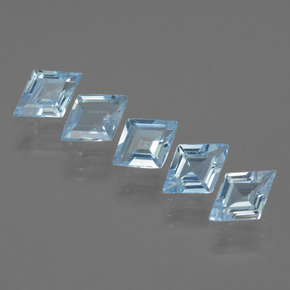 Azul claro Topacio Gema - 0.5ct Faceta de Rómbico (ID: 434638)
