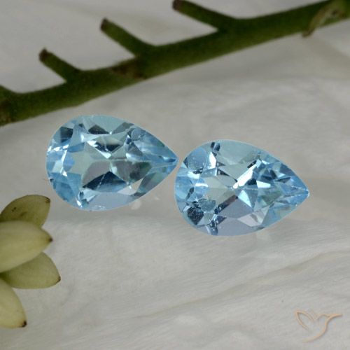 1.78 ct Loose Sky Blue Topaz, 7.1 x 5 mm Pear Cut From Brazil, Photo A