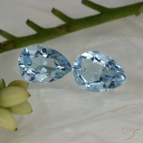 1.66ctw Natural Sky Blue Topaz, Pear Shape, VVS-VS
