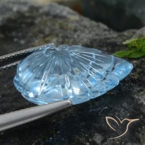 Topaz Gemstone in 20.2 x 14.1 mm Size for Sale, Topaz Stone in Swiss Blue Color
