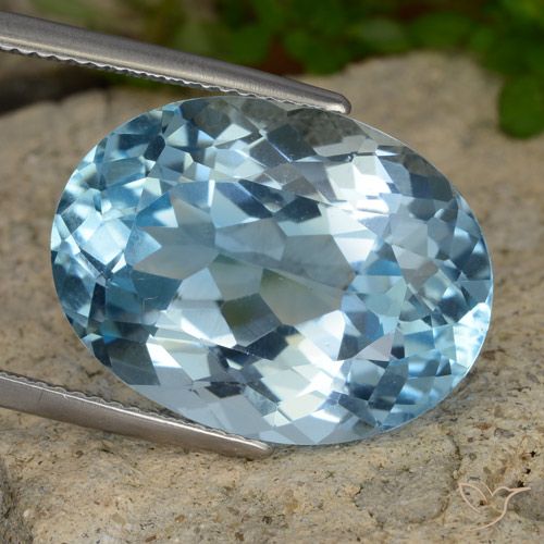 22.93ct Natural Swiss Blue Topaz, Oval, VVS-VS