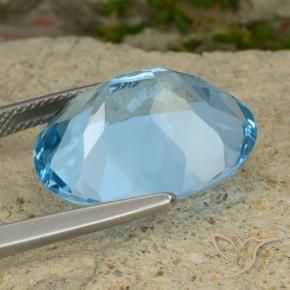 Topaz Gemstone in 20 x 15 mm (calibrated) Size for Sale, Topaz Stone in Swiss Blue Color