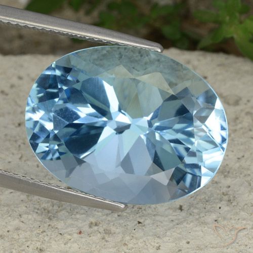 23.05ct Natural Sky Blue Topaz, Oval, VVS