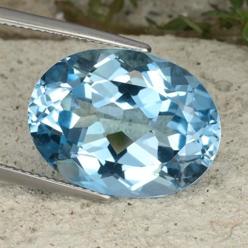 21.85ct Natural Swiss Blue Topaz, Oval, VVS
