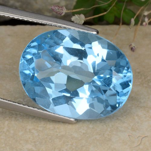 21.97ct Natural Sky Blue Topaz, Oval, VVS-VS