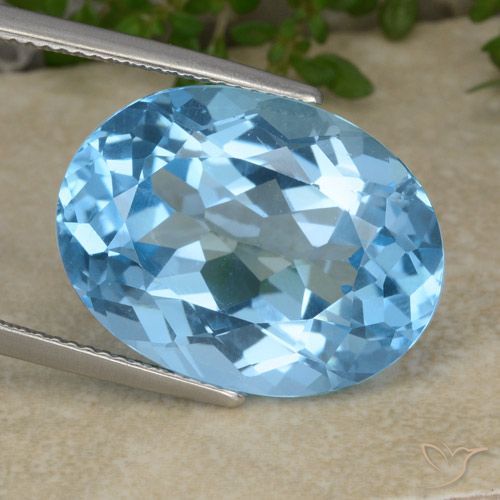 22.02ct Natural Swiss Blue Topaz, Oval, VVS-VS