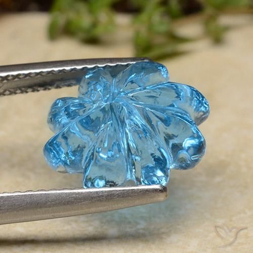 Topaz Gemstone in 12 x 10 mm (calibrated) Size for Sale, Topaz Stone in Swiss Blue Color