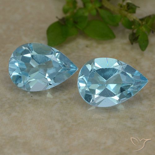 1.69ctw Natural Sky Blue Topaz, Pear Shape, VVS-VS