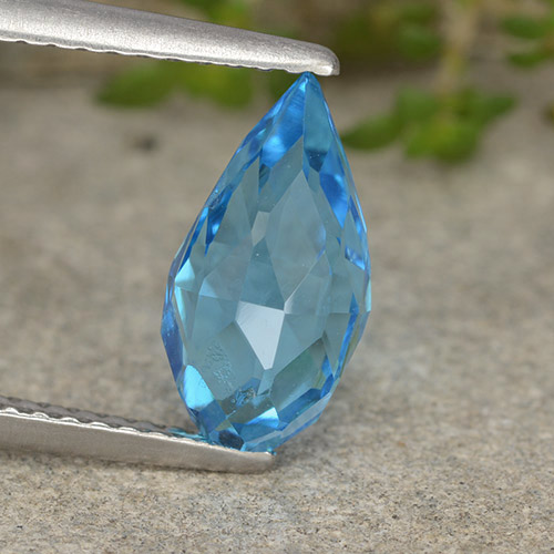 Medium Blue Topas Edelstein - 2.8ct Undrilled Briolette Teardrop (ID: 487368)