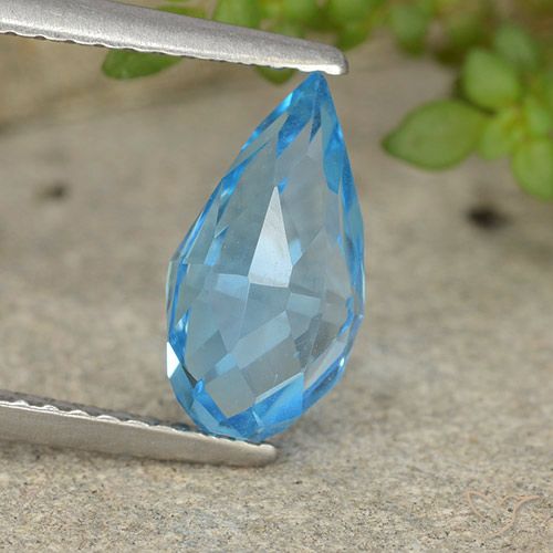 2,67ct Taglio briolette blu Topazio dal Brasile, Dimension 10,8x5,8 mm, Natural Irradiati Gemstone, VVS-VS Clarity, 1 piece Topazio in Blu svizzero Color, Mohs Hardness of 8 adatto per gioielli da indossare ogni giorno, Pietra portafortuna tradizionale di agosto, Photo A