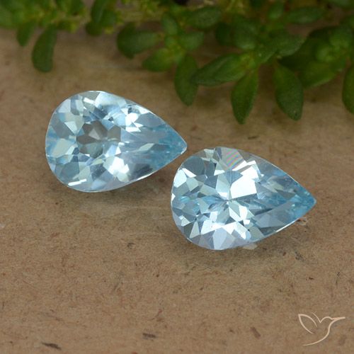 1.49 ct Loose Sky Blue Topaz, 7 x 5 mm Pear Cut From Brazil, Photo A