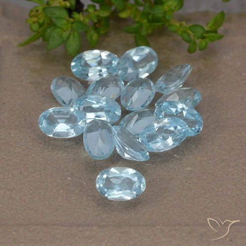 3.89ctw Natural Sky Blue Topaz, Oval, VS