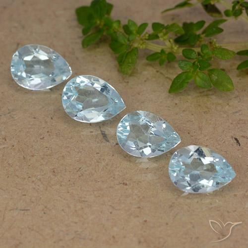 Lot de 4pcs Topazes Poire de 6,8 x 5mm - Poids total de 3,18 ct / poids moyen de 0,8 ct chacune, couleur : Bleu ciel, dureté de Mohs 8 convient aux bijoux de tous les jours, pierre de sagesse, Pierre du zodiaque Sagittaire, Photo A