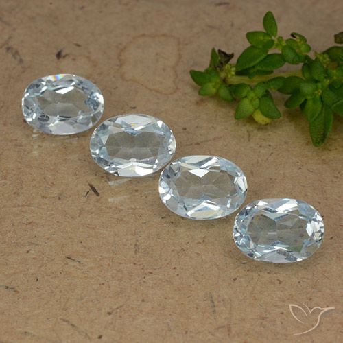 3.55ctw Natural Sky Blue Topaz, Oval, VVS-VS