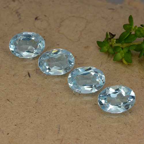 Небесно Голубой Топаз Камень - 0.9ct Фасетный Овал (ID: 490203)