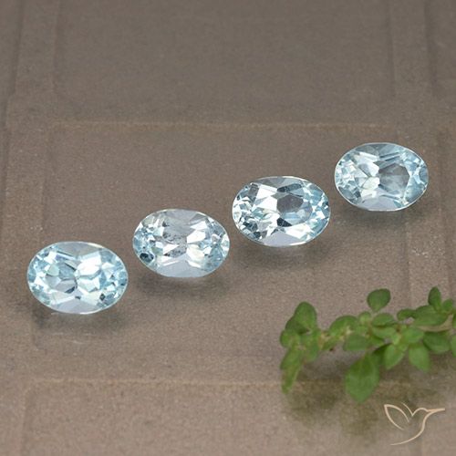 4.22ctw Natural Sky Blue Topaz, Oval, VVS-VS