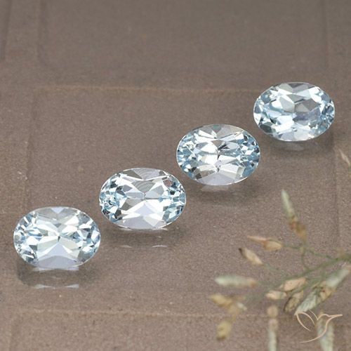 4.47ctw Natural Sky Blue Topaz, Oval, VVS-VS
