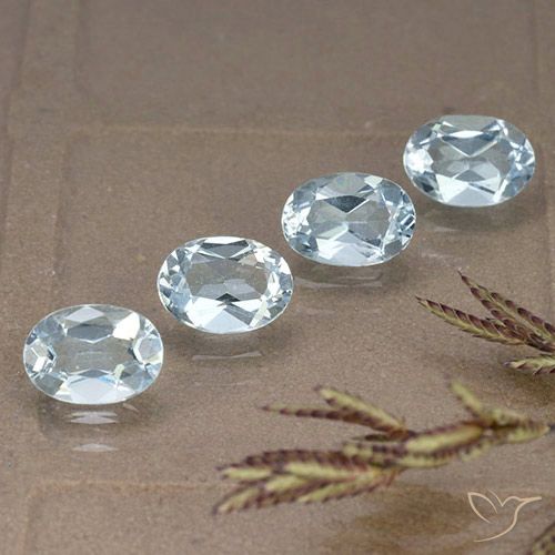 3.72ctw Natural Sky Blue Topaz, Oval, VVS-VS