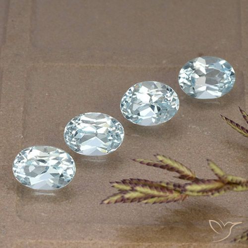 4.43ctw Natural Sky Blue Topaz, Oval, VVS-VS