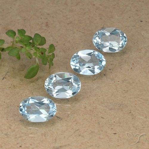 3.46ctw Natural Sky Blue Topaz, Oval, VVS-VS