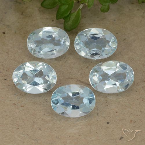 4.55ctw Natural Sky Blue Topaz, Oval, VVS-VS