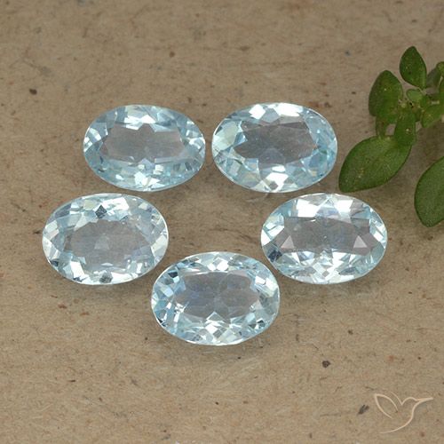 4.52ctw Natural Sky Blue Topaz, Oval, VVS-VS