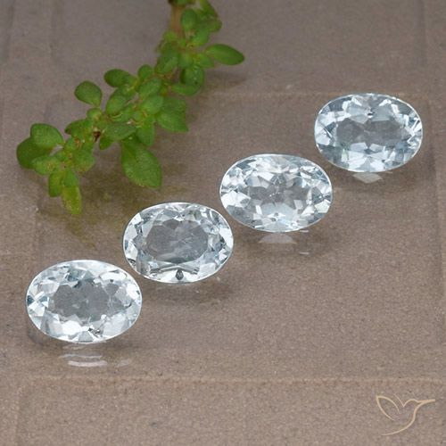 4.19ctw Natural Sky Blue Topaz, Oval, VVS-VS