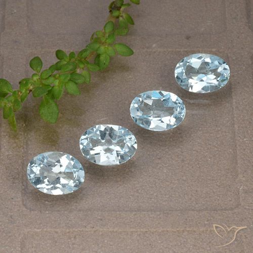 3.48ctw Natural Sky Blue Topaz, Oval, VVS-VS