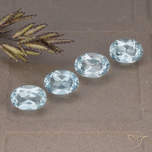 3.97ctw Natural Sky Blue Topaz, Oval, VVS-VS