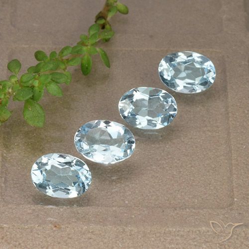 3.52ctw Natural Sky Blue Topaz, Oval, VVS-VS