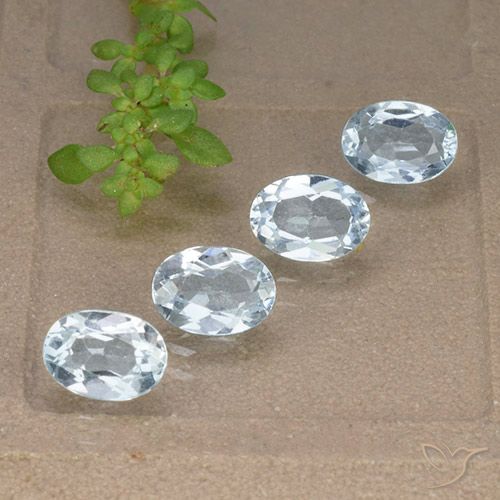 3.69ctw Natural Sky Blue Topaz, Oval, VVS-VS