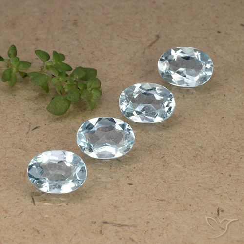 3.98ctw Natural Sky Blue Topaz, Oval, VVS-VS