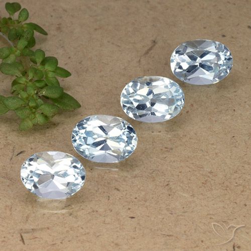 4.51ctw Natural Sky Blue Topaz, Oval, VVS-VS