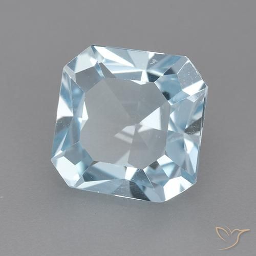 2.67 ct Blue Topaz Stone, Natural Topaz in Octagon Step Cut Shape for Sale