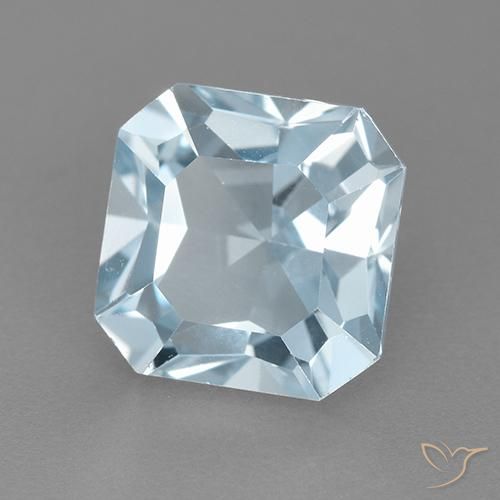 3.13 ct Blue Topaz Stone, Natural Topaz in Octagon Step Cut Shape for Sale