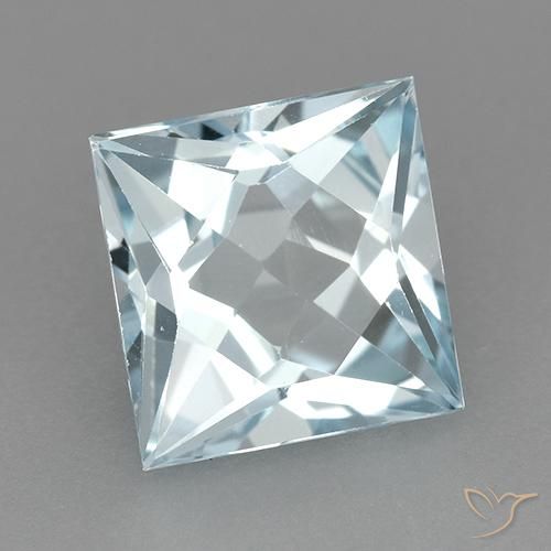 3.15 ct Blue Topaz Stone, Natural Topaz in Princess-Cut Shape for Sale