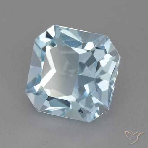 4.23 ct Blue Topaz Stone, Natural Topaz in Octagon Facet Shape for Sale