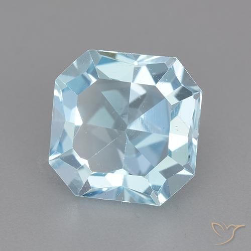 4.13 ct Blue Topaz Stone, Natural Topaz in Octagon Facet Shape for Sale