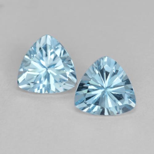 Himmerlblau Topas Edelstein - 0.8ct Trilliant Konkavschliff (ID: 572503)