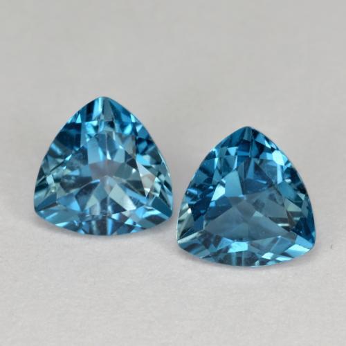 Deep Navy Blue Topaz Gem - 1ct Trillion Facet (ID: 586717)