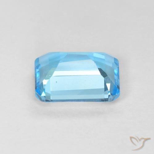 Topaz Gemstone in 8 x 6 mm (calibrated) Size for Sale, Topaz Stone in Swiss Blue Color